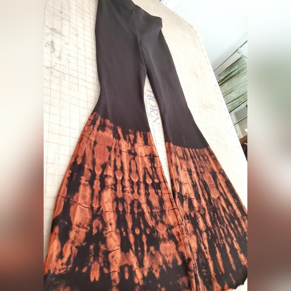 LONG LENGTH Tie Dye Bell Bottoms - Bellbottoms - Cotton Yoga Flare Leg Pants - Picture 9 of 9